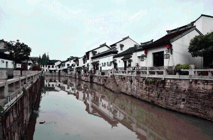 证监会：将充实应对市场波动的政策工具 及时做好风险对冲